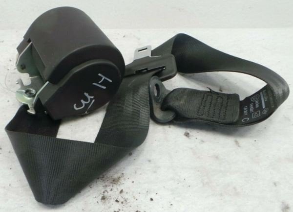 Renault Fluence Arka Orta Emniyet Kemeri 888500010R - Renault Mais