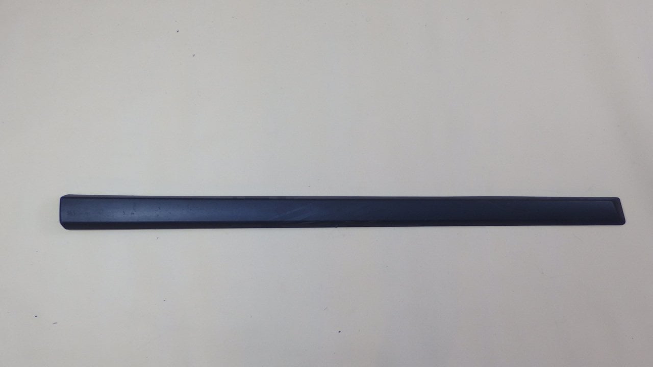 Dacia Logan Mcv Ön Sol Kapı Bandı Çıtası 808217819R