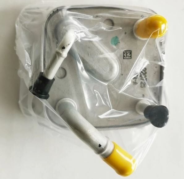 Clio 5 - 1.0 Yağ Soğutucusu 2160650X1C