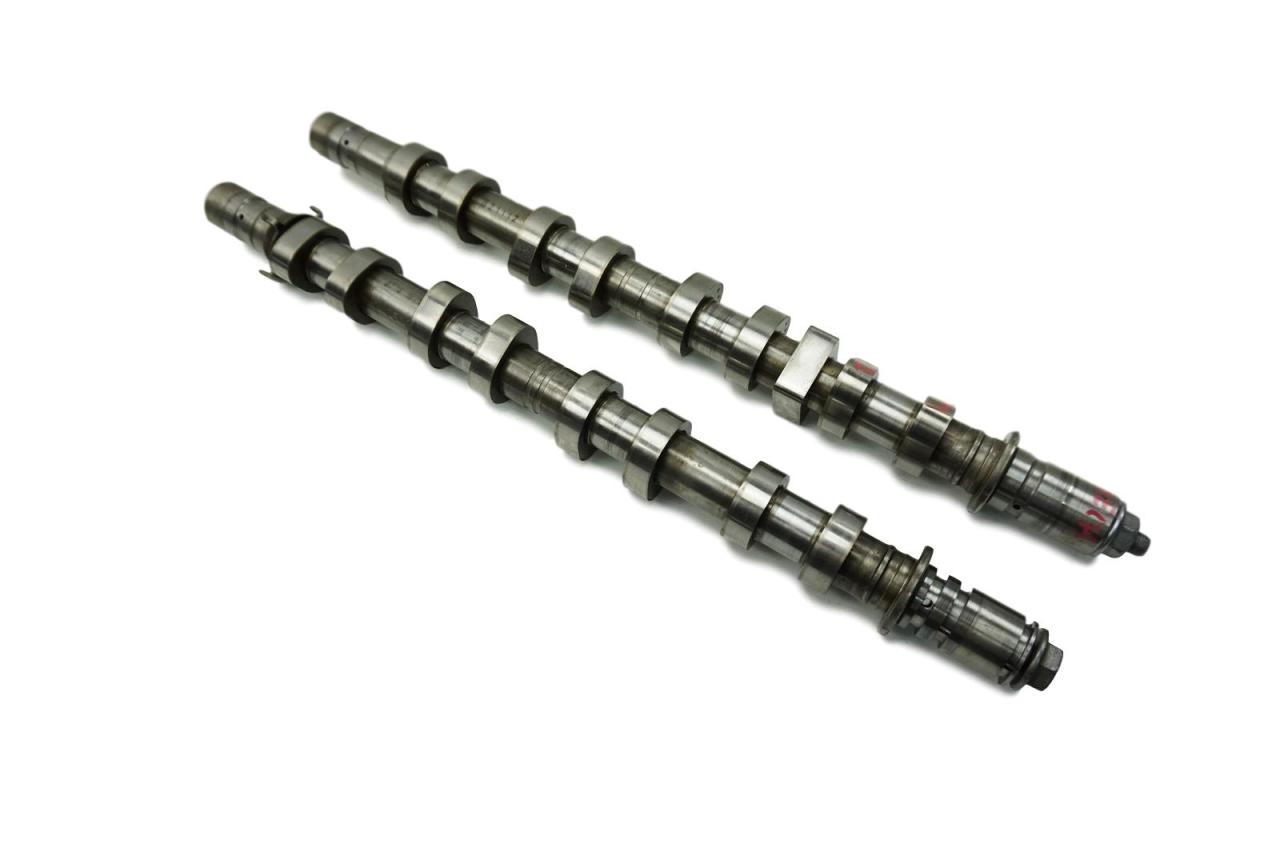 Megane 2  1.6 16 Valf Eksantrik Mili Eksoz 130206522R