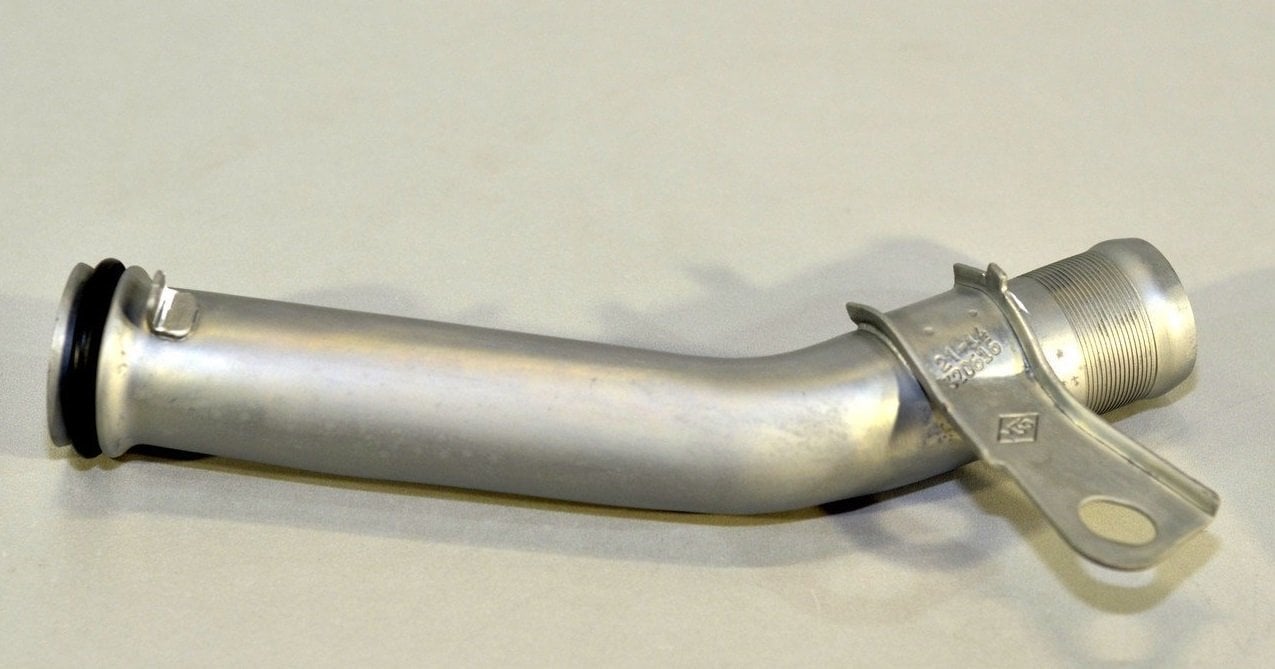 Trafic 2 1.9 Dci Blok Soğutma Su Borusu 8200320616