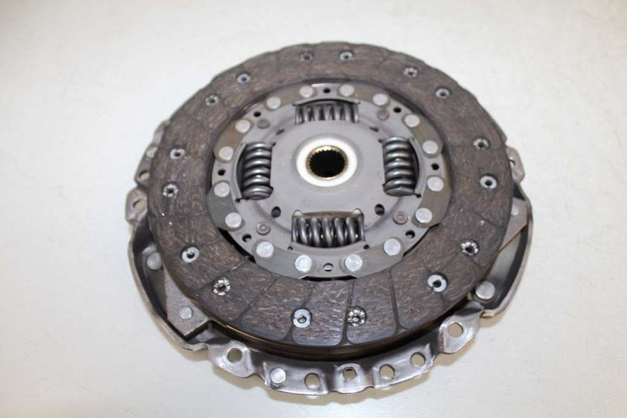 Clio 4 - Symbol Joy 1.5 Dci Debriyaj Seti 302057302R