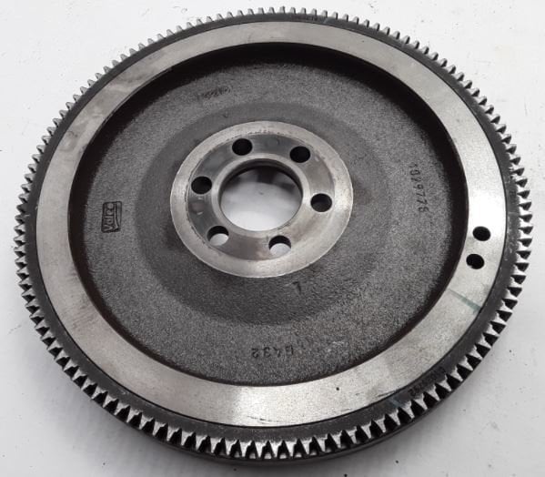 Dacia Duster 1.6 16V H4M Volant 123108853R - Renault Mais