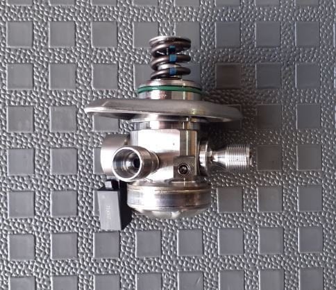 ORJİNAL Megane 4  Duster Xjd 1.3 Tce Yüksek Basınç Pompası 166303162R