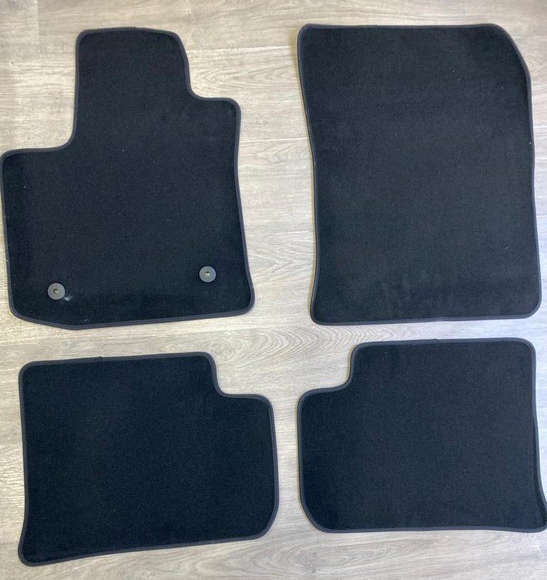 Dacia Lodgy 5 Kişlik Halı Paspas Takımı 8900100194