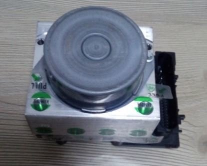 Megane 2 Orjinal Abs Beyni 7701067590 8201036470