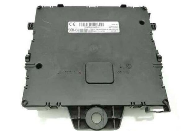 Master 3 Sigorta Role Kutusu 284B18392R 284B10328R