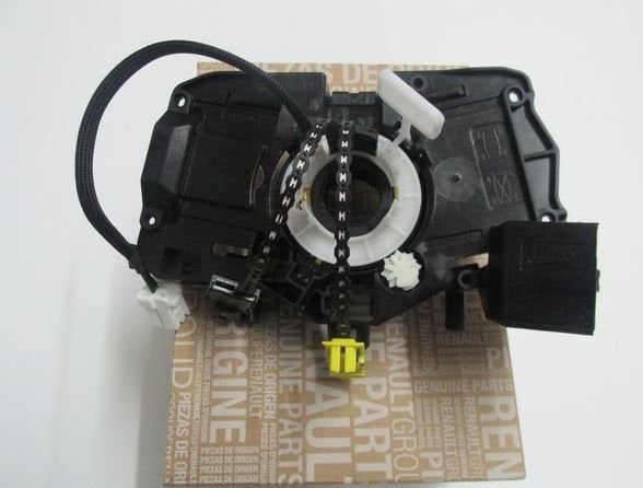 MAİS Clio 4-IV Direksiyon  Airbag Sargısı 255674917R 8201168022