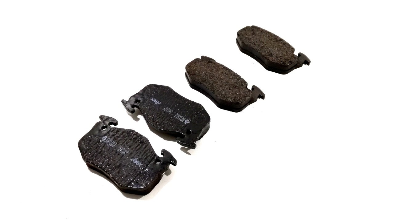 Twingo Ön A Fren Balata Takımı 7701205277 - 7701203842