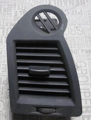 Renault Megane 2 Torpido Havalandırma Difizörü Sol 7701062443