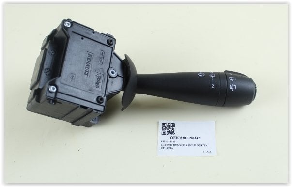 Clio 4 Silgi  Silecek Kumanda Kolu 8201196345