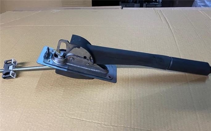 Megane 1  El Fren Kolu Tabancası 7700432379