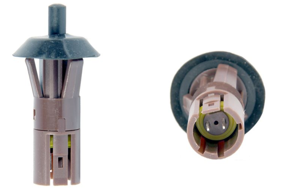 R19 - R21 Kapı Işık Butonu 7700415499