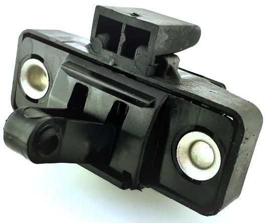 R19 - Megane - Clio 2 Bagaj Kilidi Üst 7702253719-7700838546