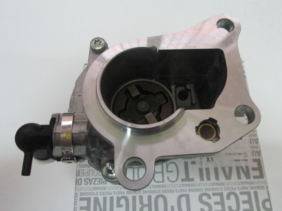 Scenic II , Laguna II Fren Vakum Pompası - 8200720558