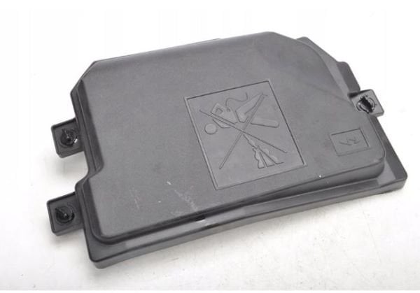 Renault Clio 5 - V Sigorta Kutusu Üst Kapağı 284B87246R