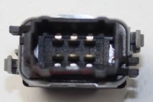 Renault Laguna 2 Cam Açma Butonu 8200167229 - Renault Mais