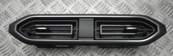 Dacia Sandero Kalorifer Havalandırma Izgarası 687509018R