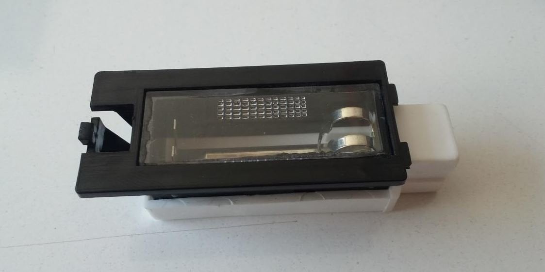 Clio 1 R11 Txe Flaşh R21 Plaka Lambası 7702188943