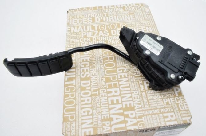 Laguna 2-II 2.0 Dizel Gaz Pedalı 8200700363