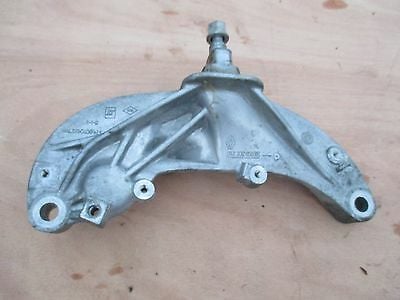 Renault Trafik III 3 1.6 DCİ Şanzuman Kulağı 112332850R - Renault Mais